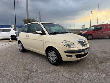 LANCIA Ypsilon 1.2 Oro