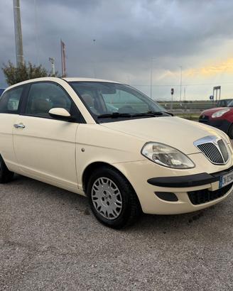 LANCIA Ypsilon 1.2 Oro
