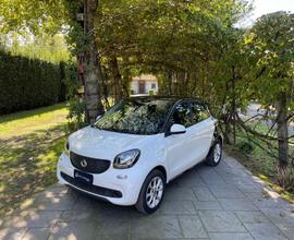 smart forfour 1.0 71 cv Youngster BICOLOR 51-23