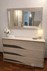 Comò composto da 3 cassetti + specchio