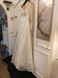 Splendido abito da sposa - pizzo e seta