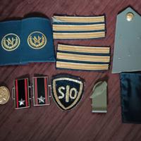 portapenna truppe alpine elmetto M33 e varie