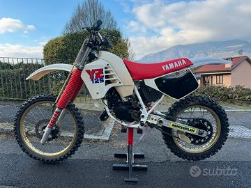 Yamaha YZ 125