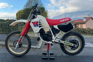 Yamaha YZ 125