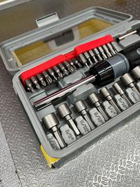 Set Cacciavite e Bussole Bosch 46 Pezzi Nuovo