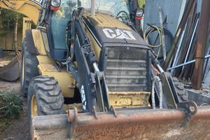 Terna caterpillar 442D