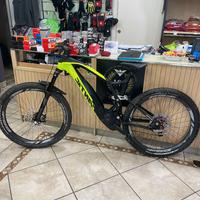 Bici elettrica con cambio automatico