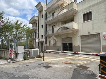 MONOLOCALE A MARTINA FRANCA