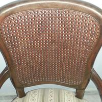 Sedia classica in legno massello