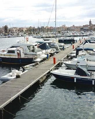 posto barca a banchina galleggiante