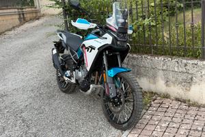 CFMOTO 450 MT