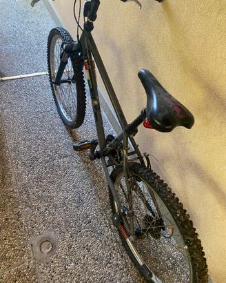 Bici ragazzo nera r24 cambio shimano