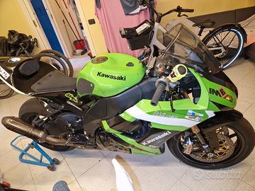 ZX10R