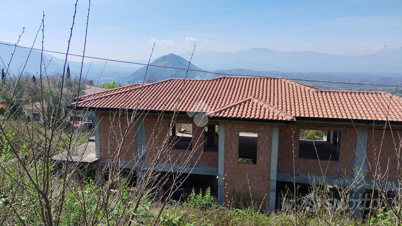 RUSTICO A CERVARO - Vista 2
