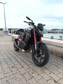Honda hornet 750
