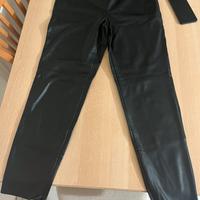 Pantalone di pell