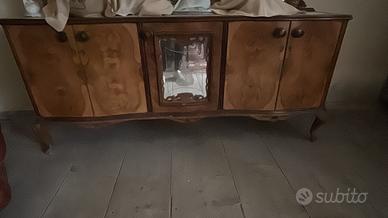 Credenza