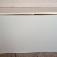Tavolino pieghevole a muro