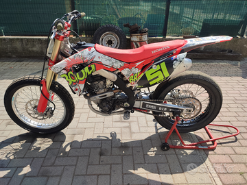 Honda CRF 250 flat track