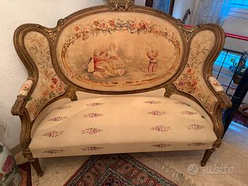 Divano antico francese in stile Luigi XVI