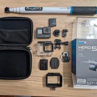 GoPro Hero 5 + accessori