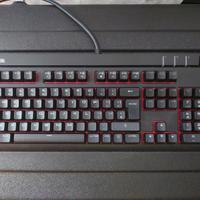 Tastiera Corsair STRAFE (Cherry MX Red, layout IT)