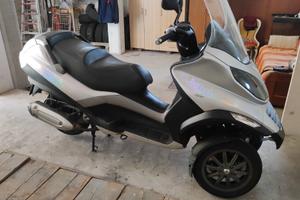 piaggio MP3 125cc
