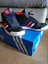 Scarpe Adidas midiru court nere - Abbigliamento e Accessori In ... العفص Scarpe Adidas midiru court nere - Abbigliamento e Accessori In ... العفص