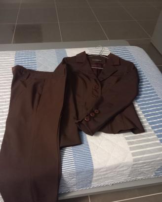 completo giacca e pantaloni