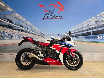 Honda CBR 1000 RR "FIREBLADE" Km 23500