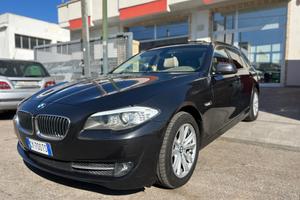 Bmw 520d Touring Luxury -mod.2012 TETTO/NAVI/XENO