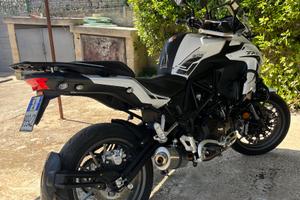 Benelli TRK 502