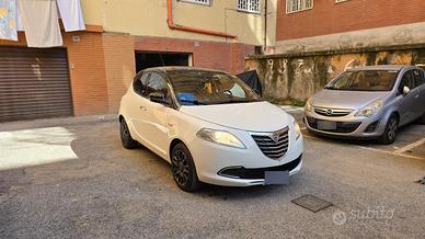 Lancia Ypsilon 1.3 MJet 95cv