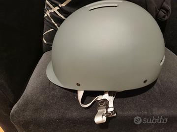 Casco Veloretti NUOVO (Taglia M 55-59 cm)