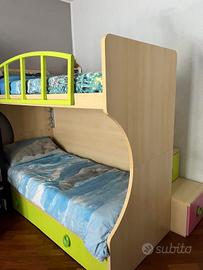 Letto a castello con cassetti contenitori