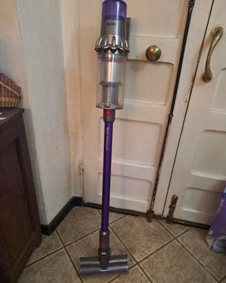 Dyson v11 advanced
