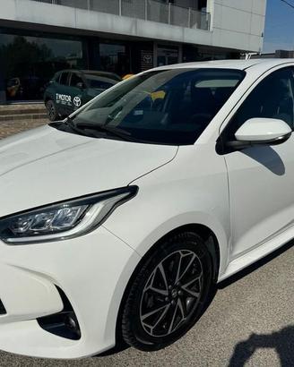 Toyota Yaris Hybrid Trend MY22