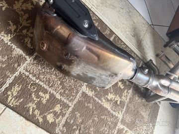 Scarico originale Yamaha MT-09