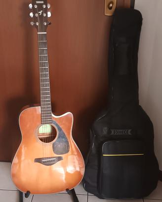 chitarra acustica 
