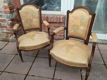 coppia antiche poltrone epoca Luigi XVI