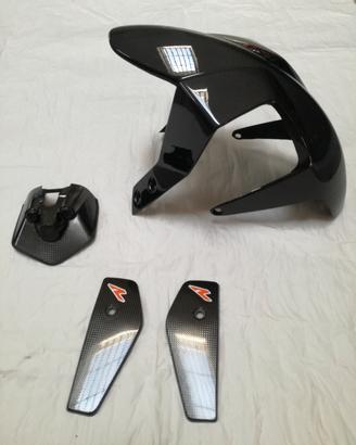 Ricambi in carbonio KTM Duke 690R 2017