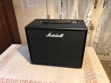 Marshall amplificatore con pedaliera