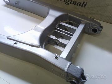 Ducati st2 st4 forcellone posteriore 37010211a
