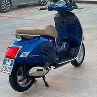 Vespa 300 gts super 2020