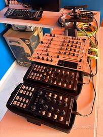 SOLO IN BLOCCO Attrezzatura varia per Dj