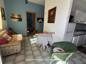 Appartamento, Campofelice di Roccella.