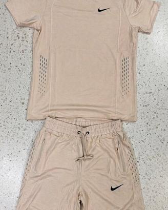 Completo nike beige uomo