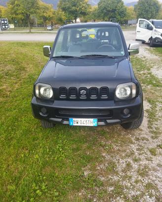 Suzuki Jimny 1.3i 16V cat 4WD ruggine longaroni