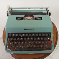 Macchina da scrivere Olivetti Lettera 32 VINTAGE