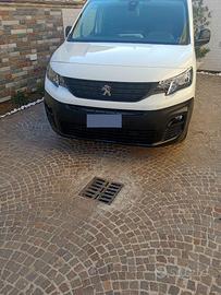 PEUGEOT PARTNER 1.5 HDI KM 81000 FULL OPTIONAL